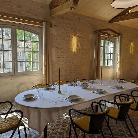 Lumineux Pour 4 Pers., Centre-ville, équipements Bébé, Wifi, Garage, Dégustation Truffes Offertes - Fr-1-653-247 * Jarnac
