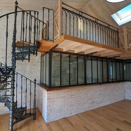 Lumineux Pour 4 Pers., Centre-ville, équipements Bébé, Wifi, Garage, Dégustation Truffes Offertes - Fr-1-653-247