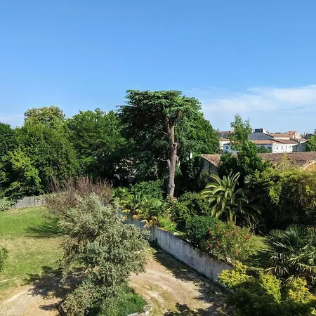 Lumineux Pour 4 Pers., Centre-ville, équipements Bébé, Wifi, Garage, Dégustation Truffes Offertes - Fr-1-653-247 Jarnac