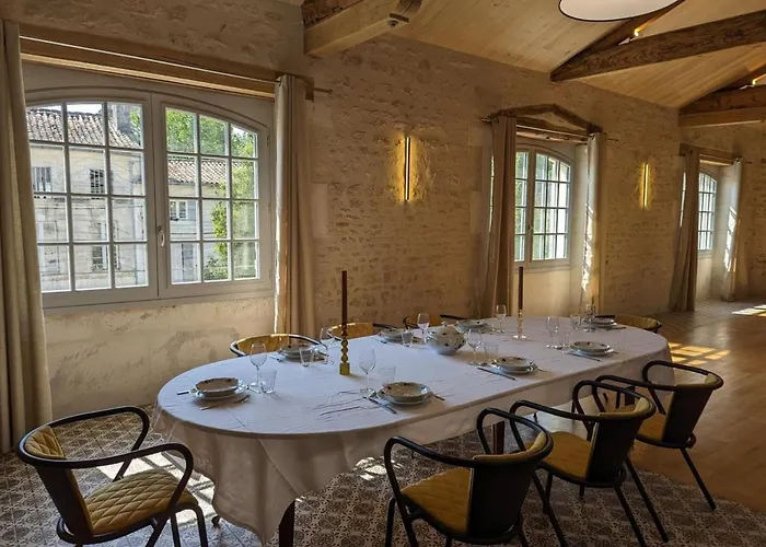 Lumineux Pour 4 Pers., Centre-ville, équipements Bébé, Wifi, Garage, Dégustation Truffes Offertes - Fr-1-653-247 * Jarnac