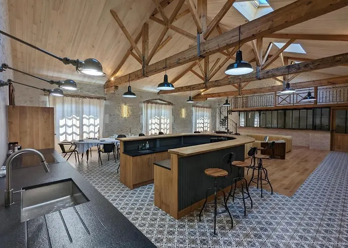 Lumineux Pour 4 Pers., Centre-ville, équipements Bébé, Wifi, Garage, Dégustation Truffes Offertes - Fr-1-653-247 Apartamento Jarnac