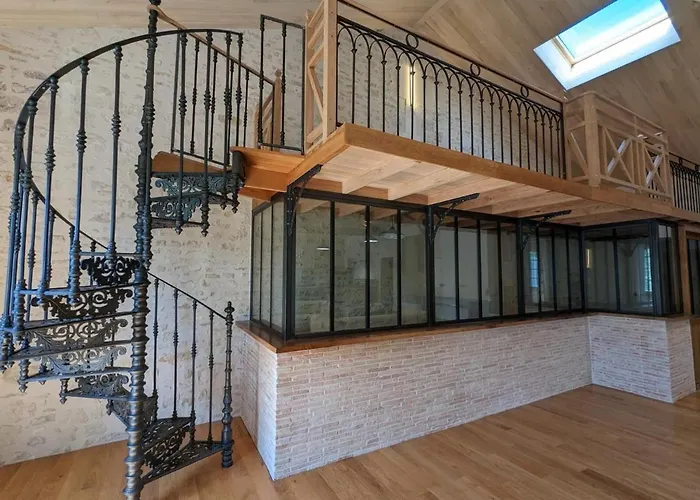 Lumineux Pour 4 Pers., Centre-ville, équipements Bébé, Wifi, Garage, Dégustation Truffes Offertes - Fr-1-653-247